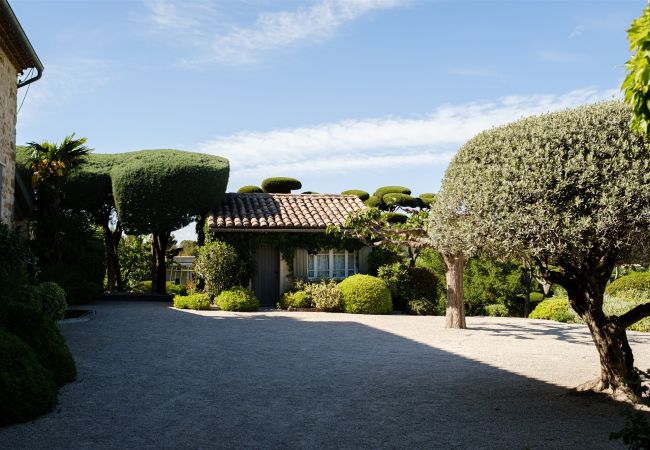 Villa à Pernes les Fontaines - Maison Cécile Villa à Pernes les Fontaines - Maison Cécile