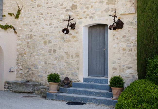 Villa à Pernes les Fontaines - Maison Cécile Villa à Pernes les Fontaines - Maison Cécile