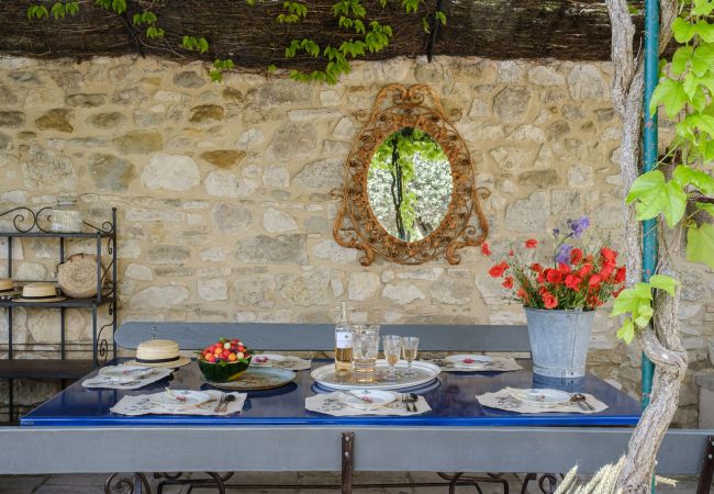 Villa à Pernes les Fontaines - Maison Cécile Villa à Pernes les Fontaines - Maison Cécile