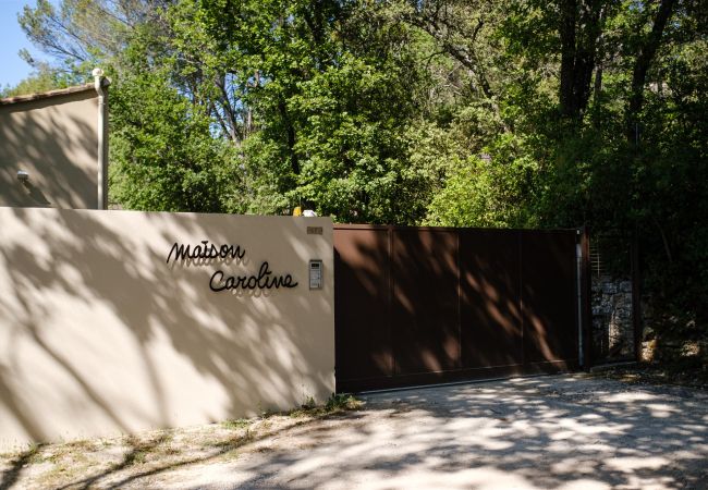 Villa in Pernes les Fontaines - Maison Caroline Villa in Pernes les Fontaines - Maison Caroline