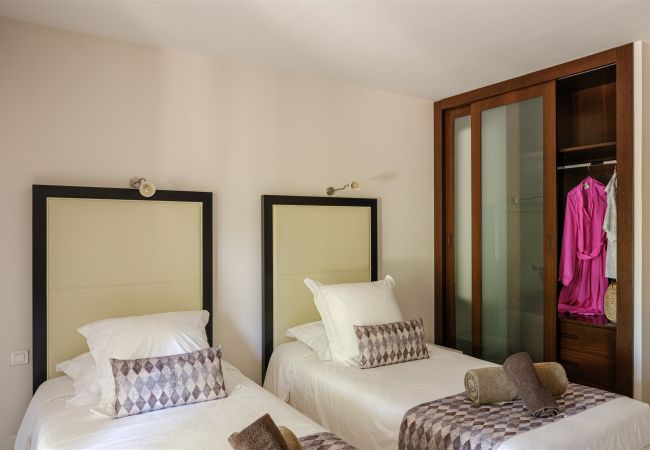 Villa in Pernes les Fontaines - Maison Caroline Villa in Pernes les Fontaines - Maison Caroline