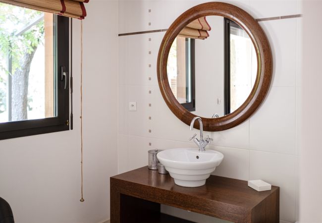 Villa in Pernes les Fontaines - Maison Caroline Villa in Pernes les Fontaines - Maison Caroline