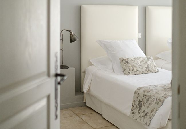 Villa in Pernes les Fontaines - Maison Capucine Villa in Pernes les Fontaines - Maison Capucine